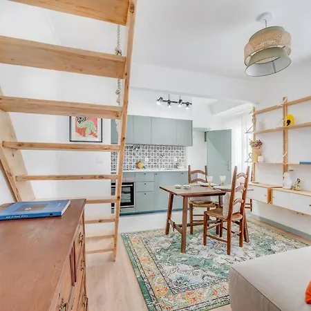 The Cozy Duplex In Lisbon's Heart Apartman *