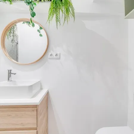 아파트 The Cozy Duplex In Lisbon's Heart *